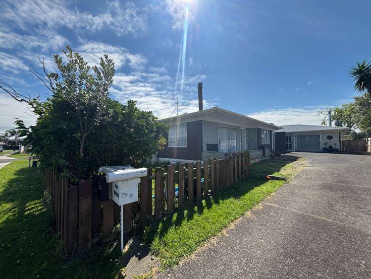 1/111 Florence Avenue Orewa_1