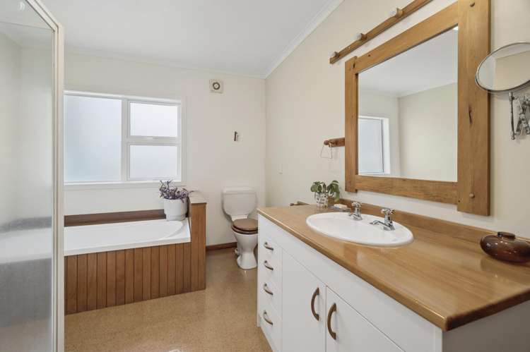 18 Glenfield Road Owhata_11