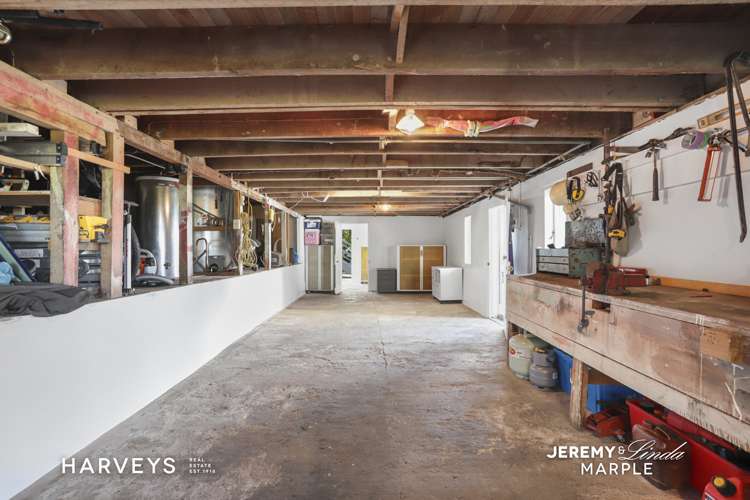 61a West Lynn Road Titirangi_16