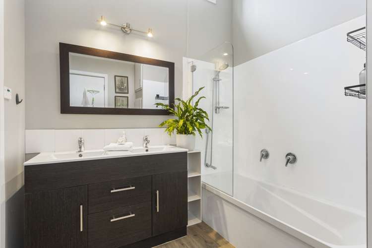 31 Awaruku Road Torbay_19