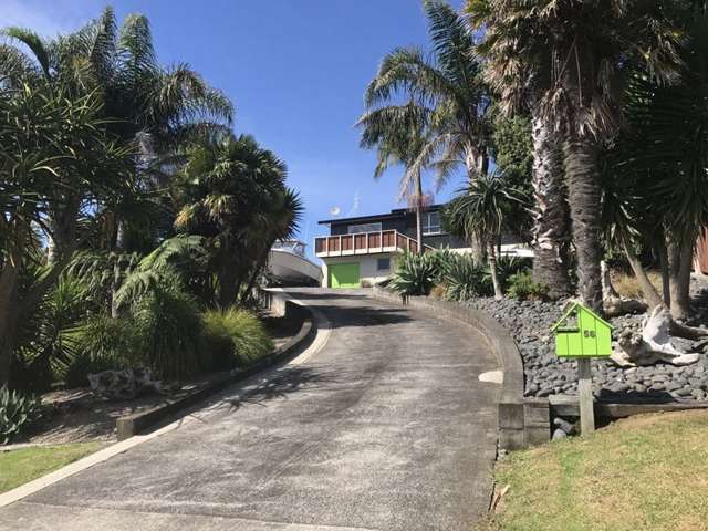 56 The Crescent Waihi Beach_1