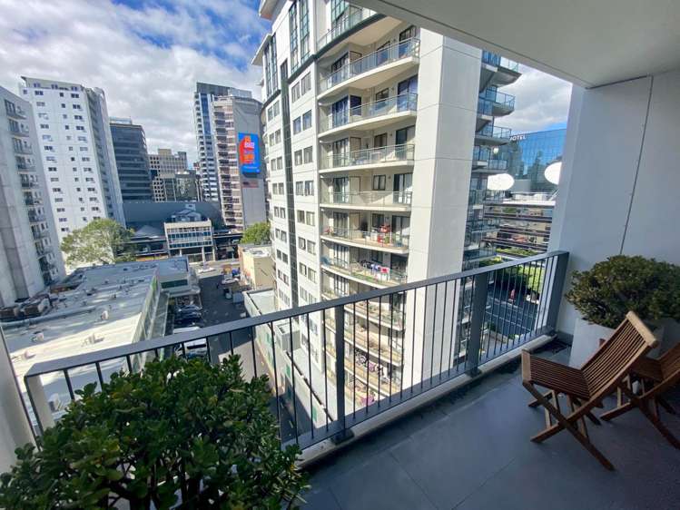 906/17 Vogel Lane Auckland Central_7