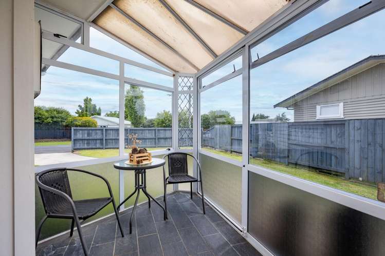 4 Colstone Street Glenview_18