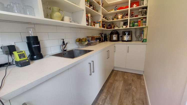 12 Lily Way Pyes Pa_6