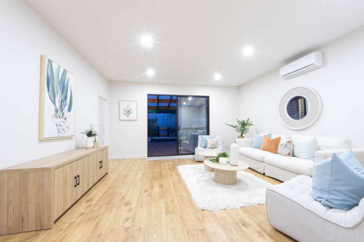 24 Gospel Heights Flat Bush_9