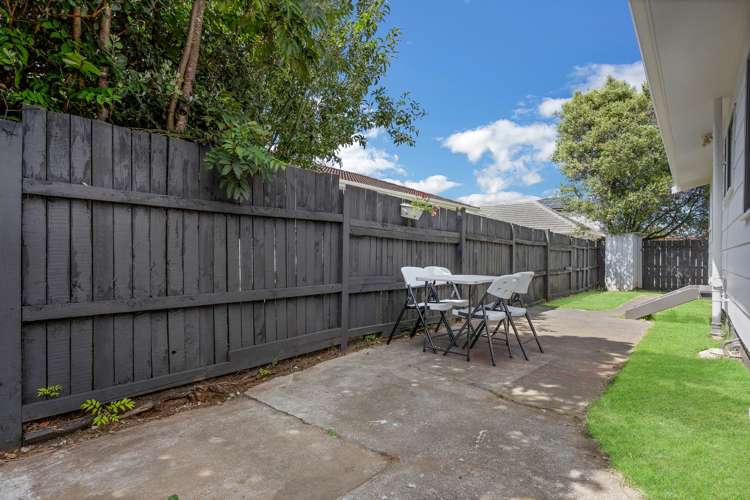 2/17 Kent Road Manurewa_23