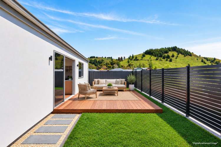 1/11 West Place Greenmeadows_17