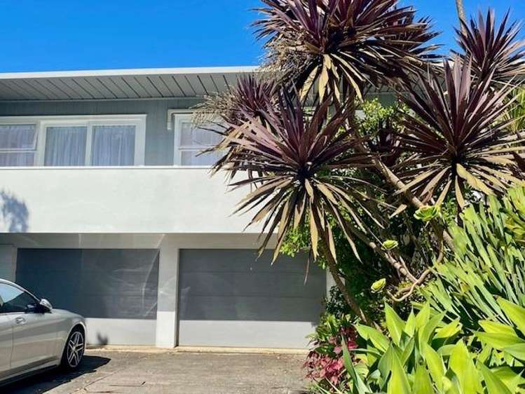 2/26 Otakau Road Milford_20