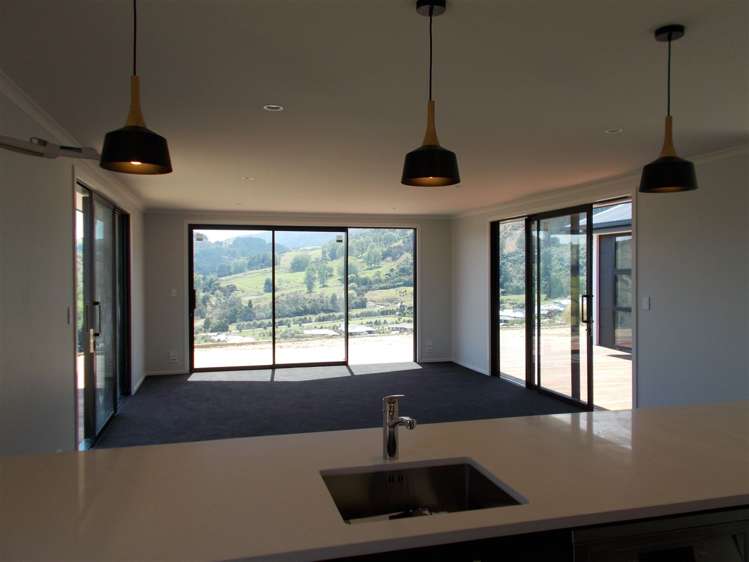 7 Woolshed Drive Stoke_5