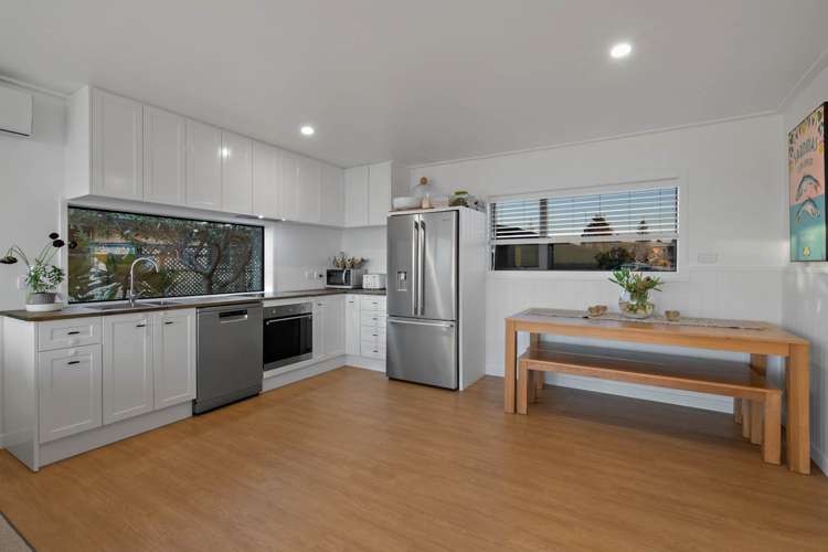 131 Torkar Road Clarks Beach_24