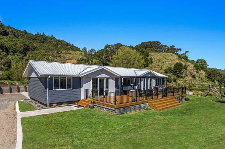 375c Taneatua Road_0