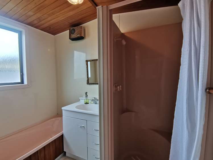 124 Davie Street Hokitika_18