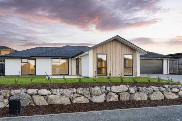 Stylish New Mapua Home