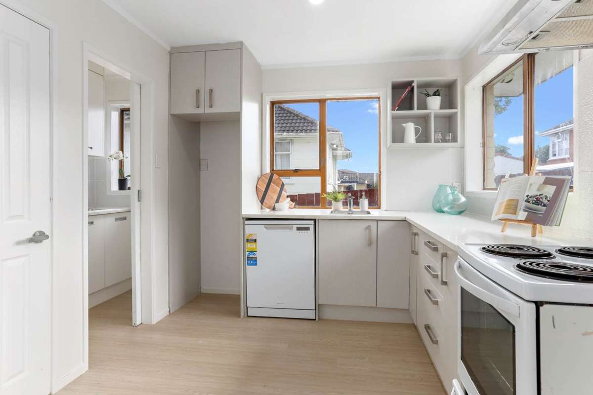 207C Hendon Avenue_1