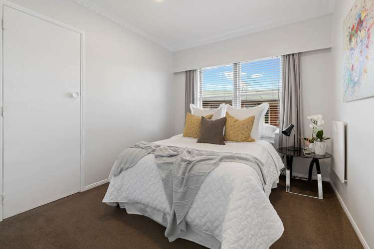 14 Bradbury Road Botany Downs_18