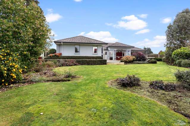 52 Lough Bourne Drive Pukekohe_1