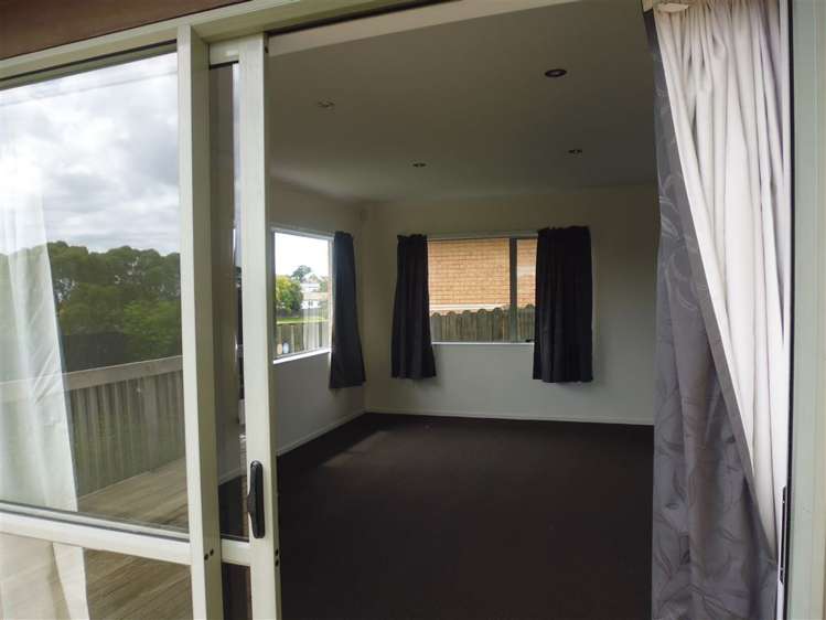 10 Reyland Close Manurewa_4