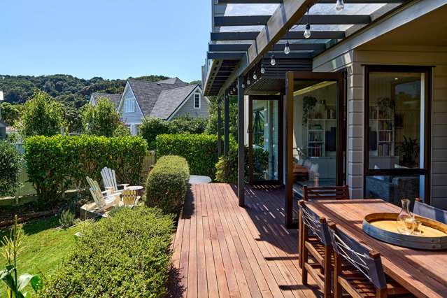 8 Cheviot Road, Lowry Bay Eastbourne_3