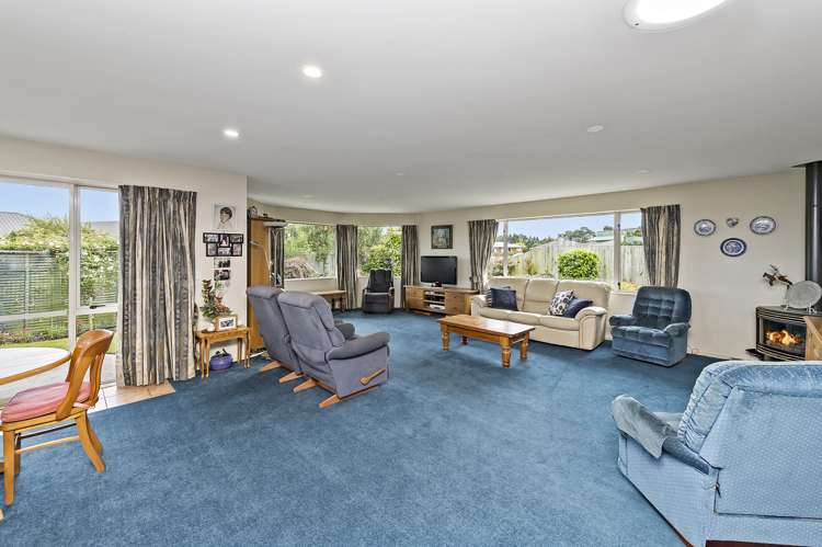 4 Devon Crescent Darfield_6