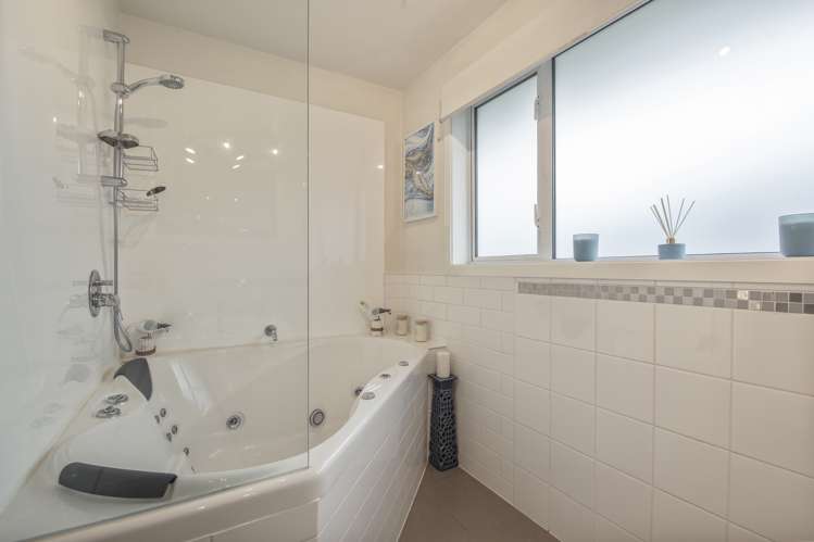 17 Hillcrest Place Avonhead_15