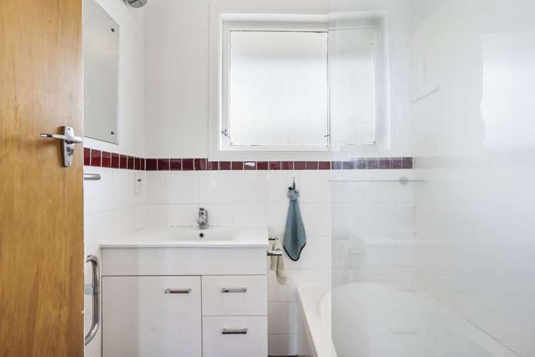 2/32 Paragon Avenue Beach Haven_9