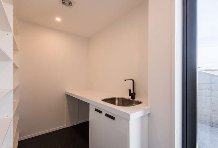 38 Stackbrae Avenue Wanaka_16