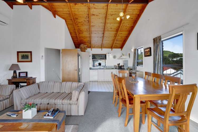 8b Squire Place Blagdon_9