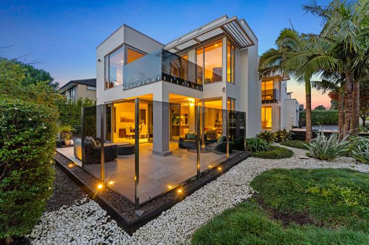 251 Harbourside Drive_0