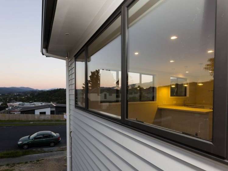 30 King Charles Drive Kingsley Heights_28