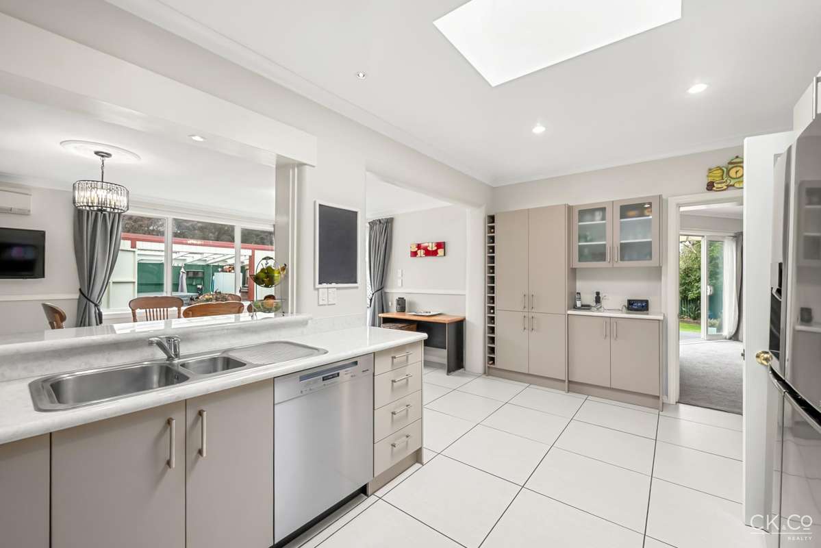 144 Riverside Drive_4