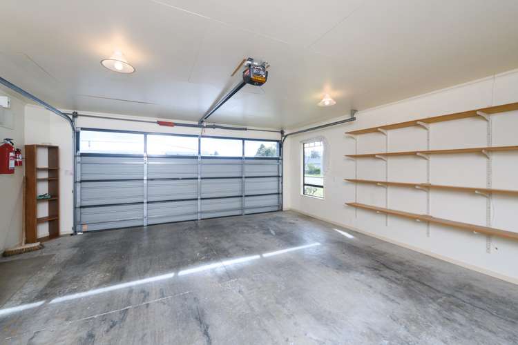 8 Suffolk Crescent Feilding_15