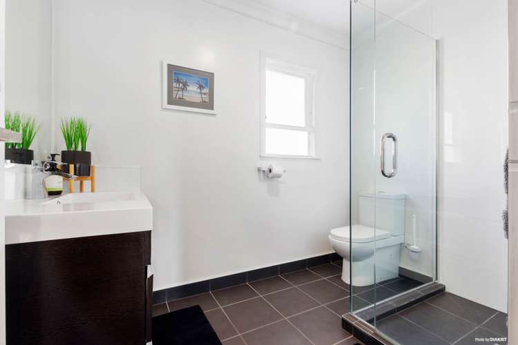 48 Glendene Avenue Glendene_26