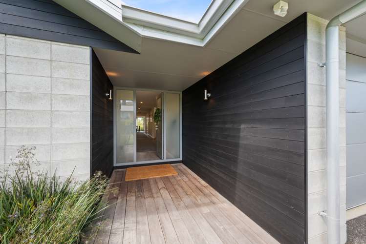 5 Avignon Place Fairhall_5