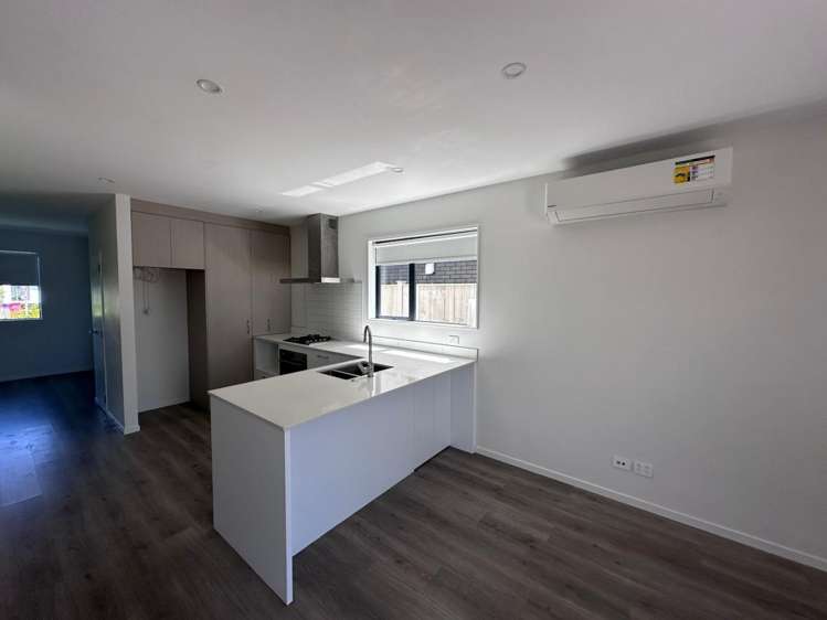 6 Gosper Road 1653_1