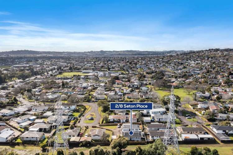 2/8 Seton Place Clover Park_21