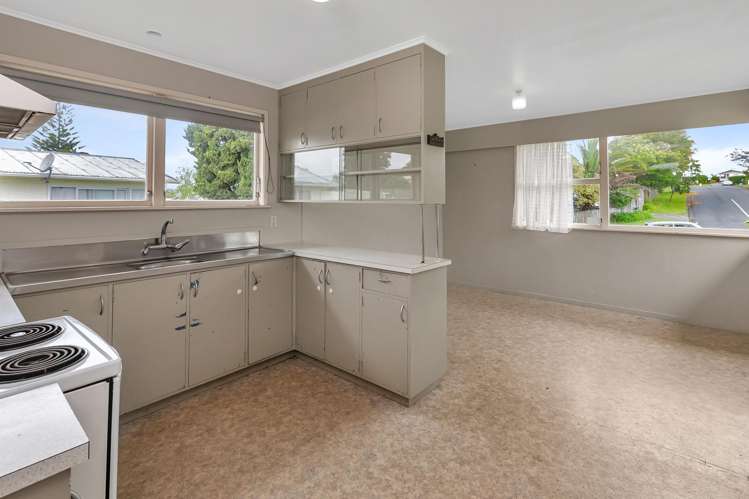 10 Manapouri Street Tikipunga_1