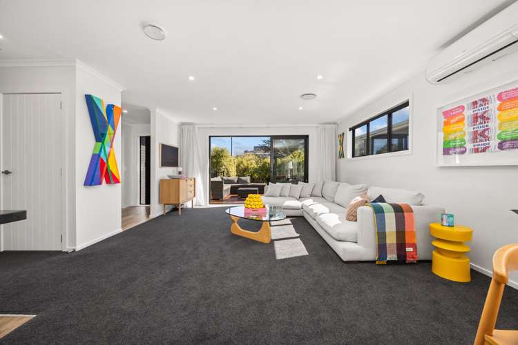 10 Pateke Drive Kenepuru_14