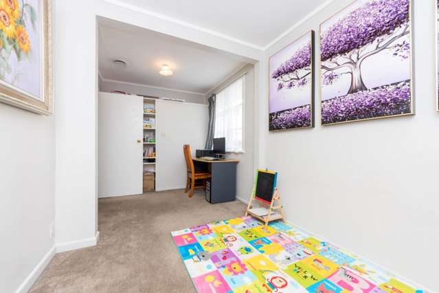8 Westall Road New Lynn_4