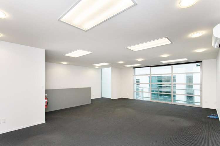 Unit 7, 211 Ferry Road Waltham_1