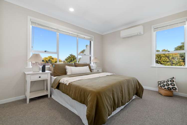 24 Warwick Place Brookfield_18