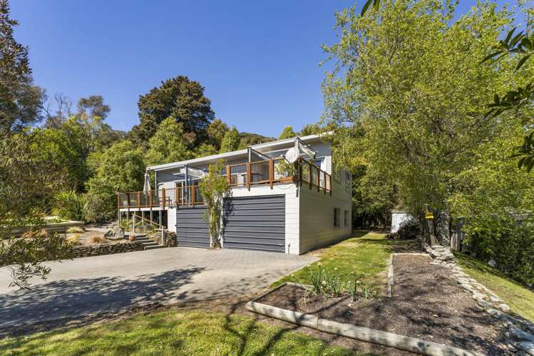 1692 Queen Charlotte Drive Linkwater_20