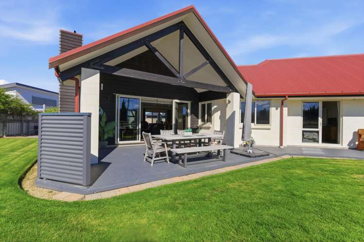 14 Lakeland Avenue Twizel_11