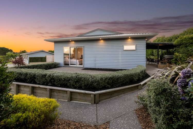 58 Coster Road Muriwai_34