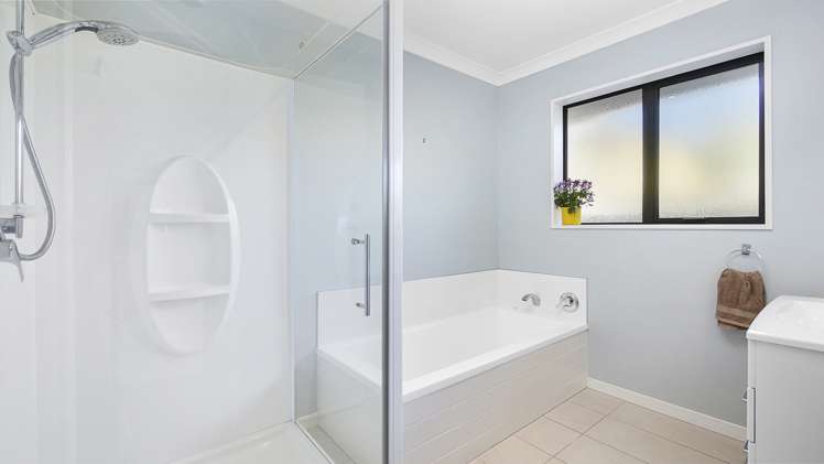 81a Renoir Drive Rolleston_13