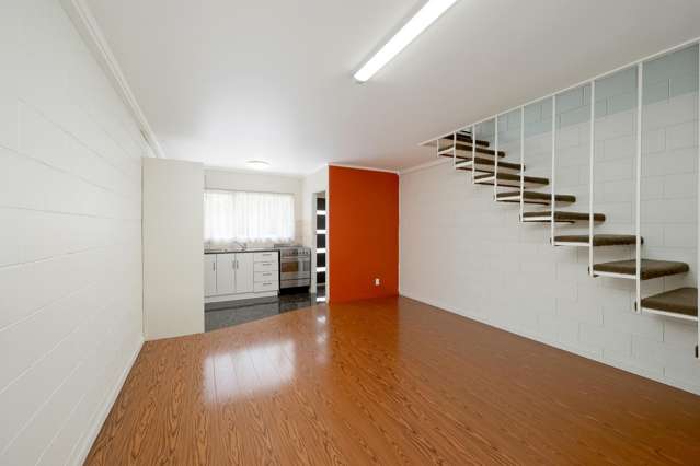 5/106 West Coast Road Glen Eden_3