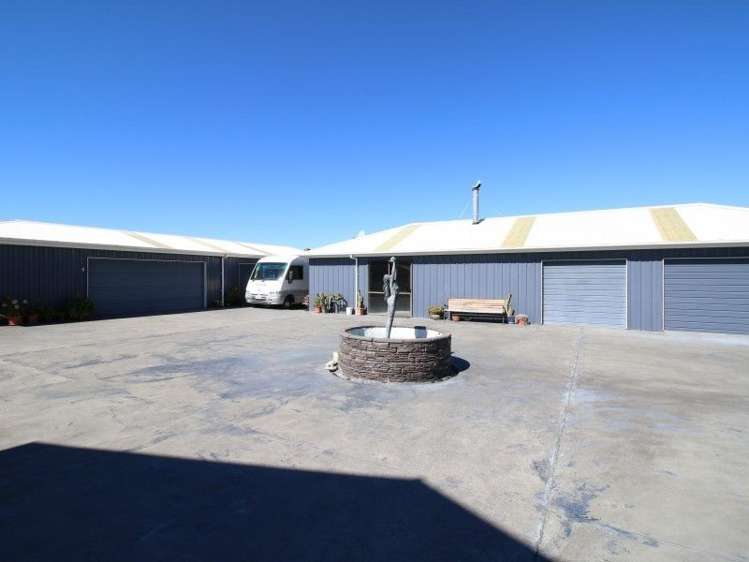 150 Racecourse Road Allenton_16