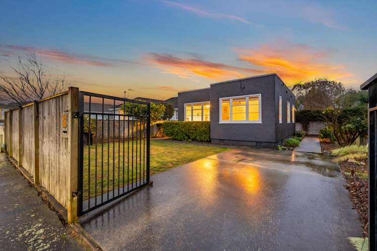 35 Royal Street Upper Hutt_1