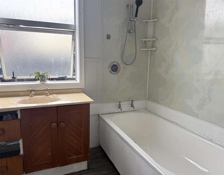 31 Nelson Quay Cobden_19