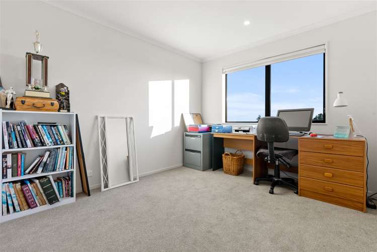 37 Matairangi Avenue Totara Heights_10