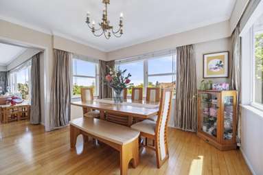 9 Stoneyroyd Gardens_3